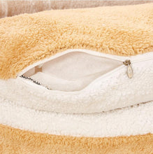 Load image into Gallery viewer, Burger Bun Shaped pet bed